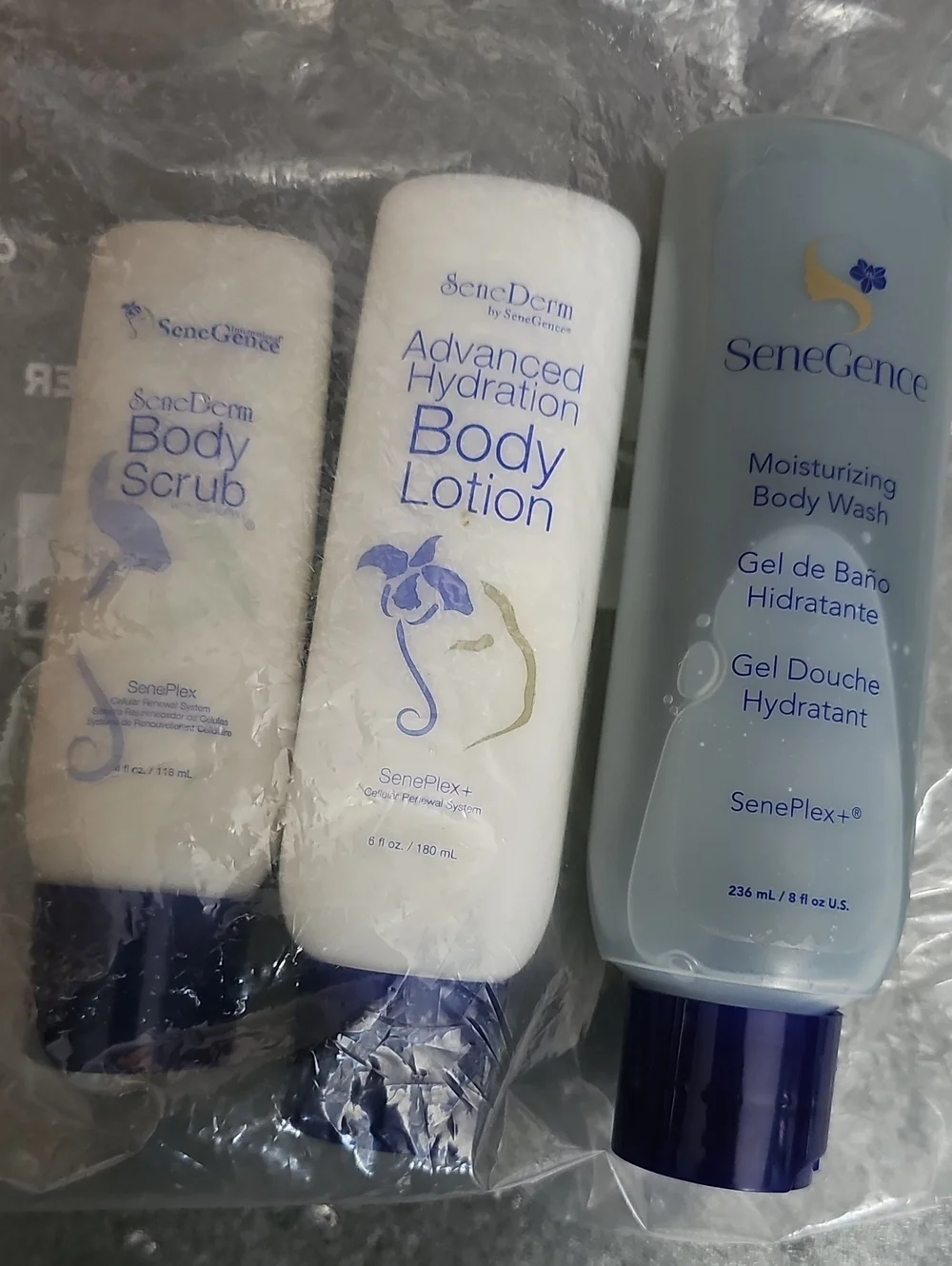 SeneGence Moisturizing Body Wash, Lotion & Scrub Set TESTERS